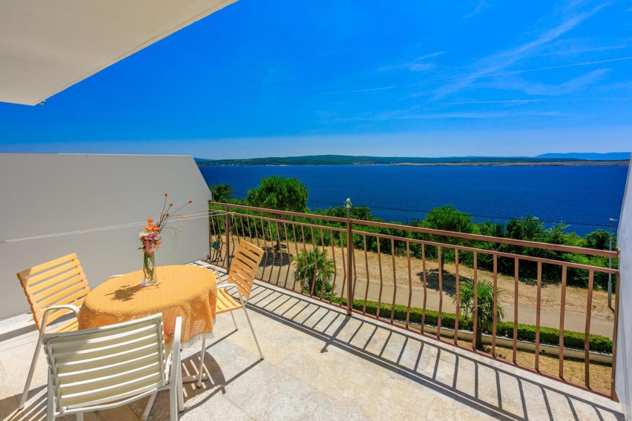 Apartments Laura Драмал Екстериор снимка