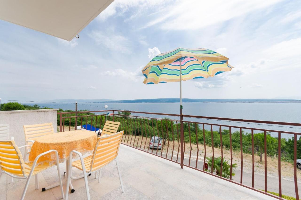 Apartments Laura Драмал Екстериор снимка